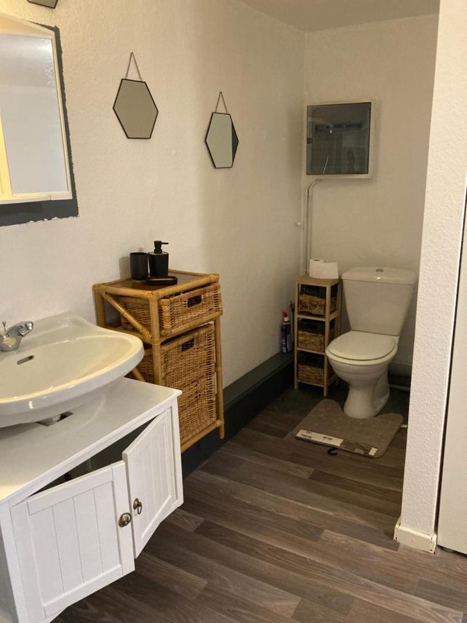 Gite D'Avalon Appartement 5 迪南 外观 照片